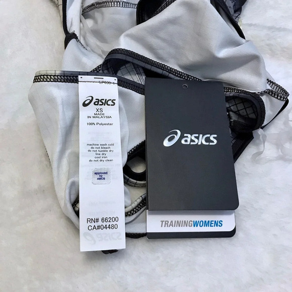 ASICS NWT Performance Top Women XS - Picture 10 of 12